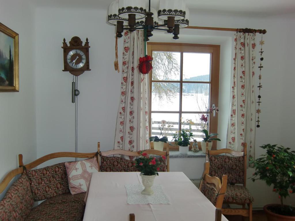 Zimmer Und Ferienwohnungen "Heidis Welt" Podlanig Hermagor-Pressegger See Exterior foto